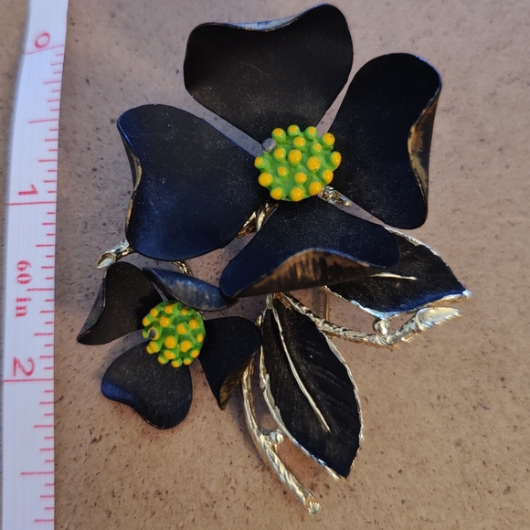 Vintage Judy Lee Flower Brooch - Picture 6 of 6